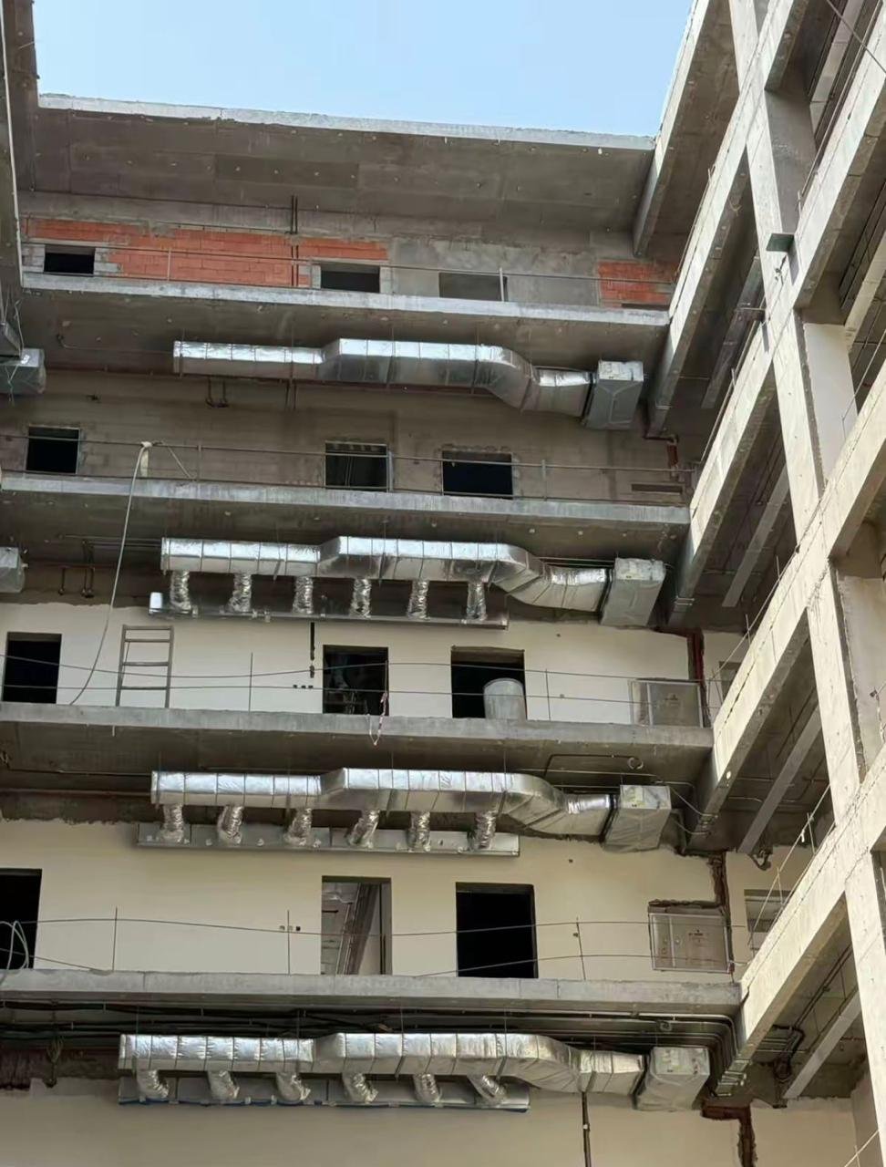 أعمال تمديد سكنية